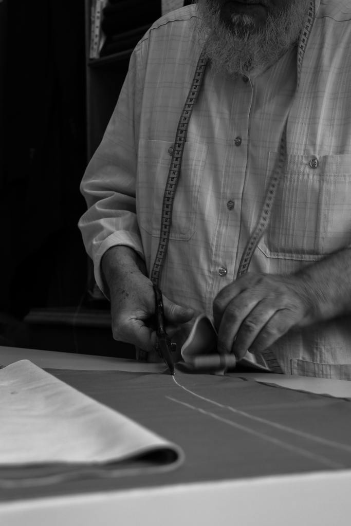 Unveiling the Craftsmanship Behind Ninki Craftworks: Creating Handmade Leather Goods with Passion